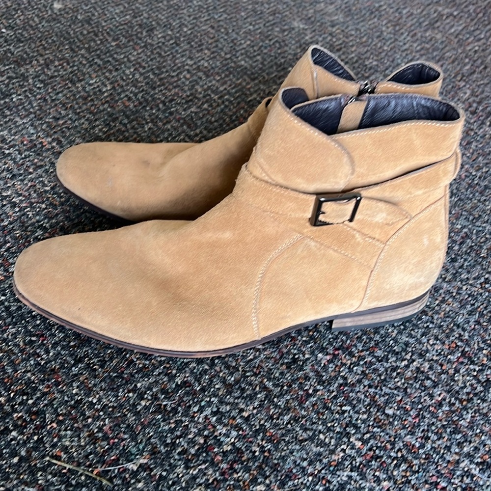 Tan Chelsea Boots